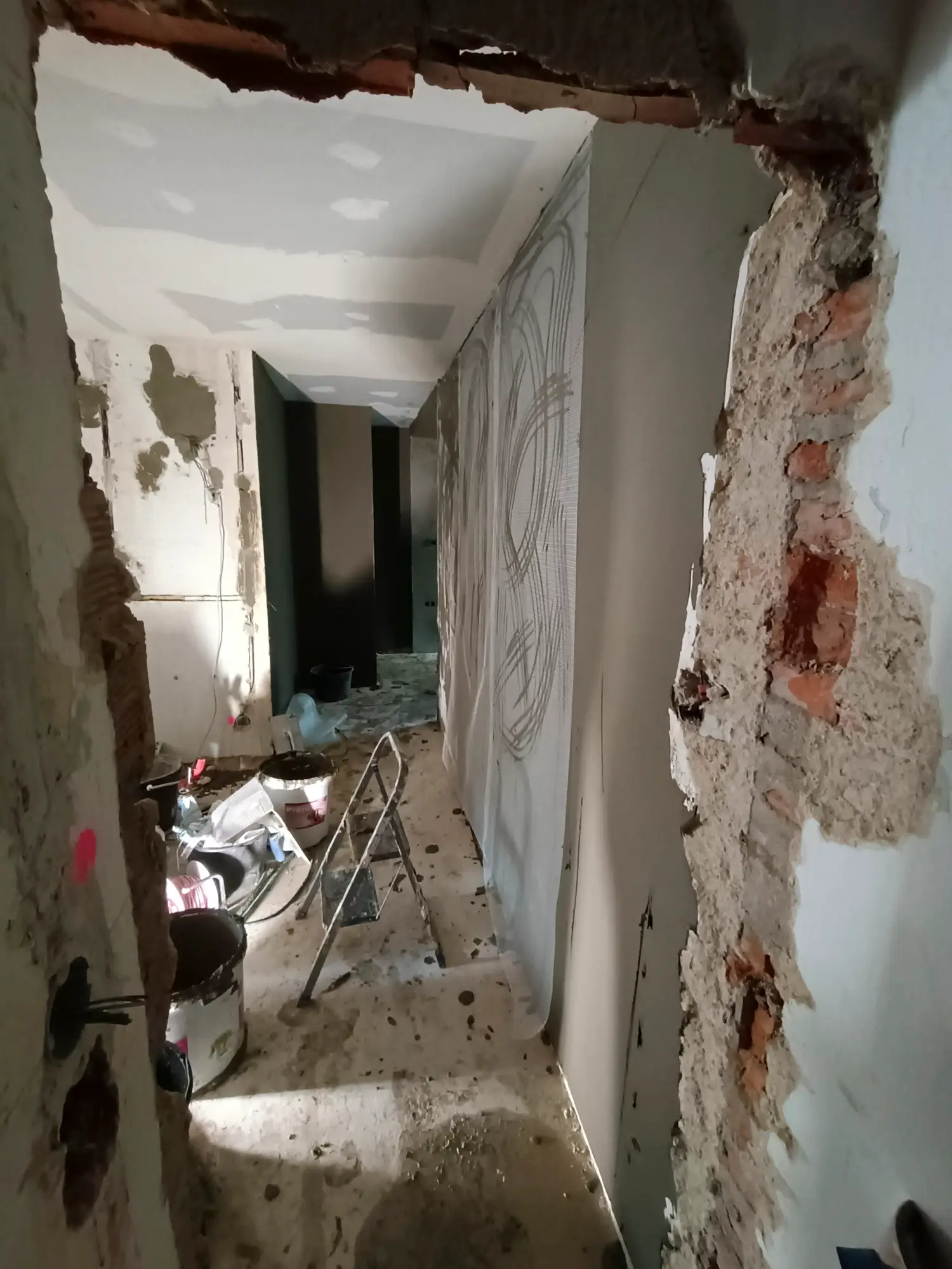 Kompletní TOPREKO 1+1, 2+kk, O-Poruba, Dvorní – fotka 9 z 19