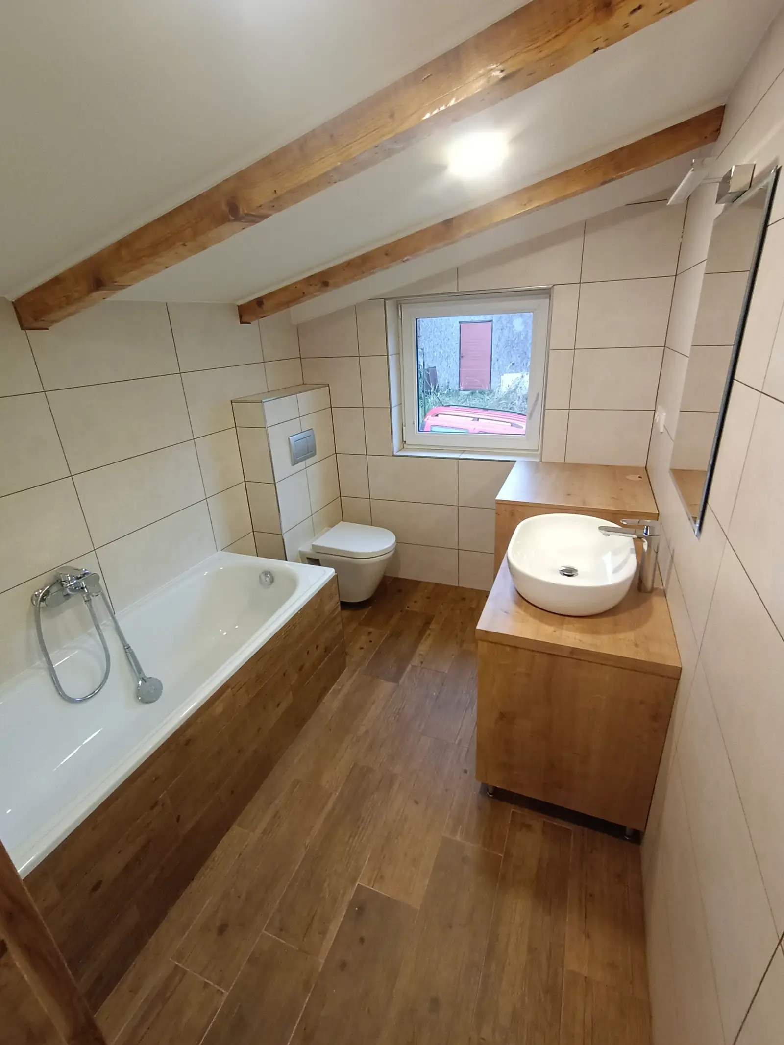 Kompletní TOPREKO podkroví 1+kk, O-Petřkovice, Balbínová – fotka 15 z 19